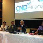 Compartiendo el festejo con Caribbean News