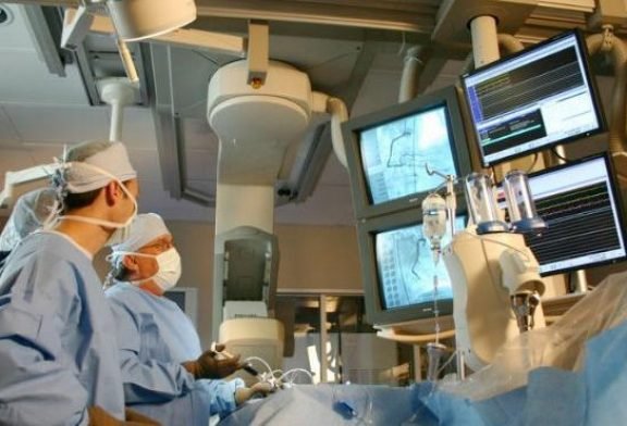 Más extranjeros se operan en la Argentina