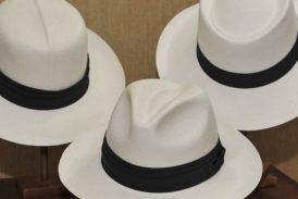 Pile de Manabí y sus famosos sombreros de paja toquilla