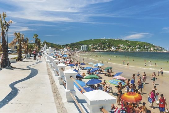 Puerta entreabierta en Uruguay