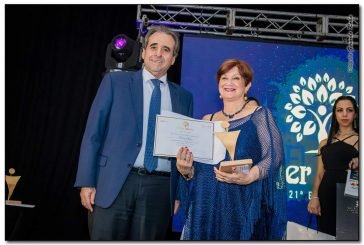 Compartiendo y  la Mujer del Año en Turismo de Uruguay